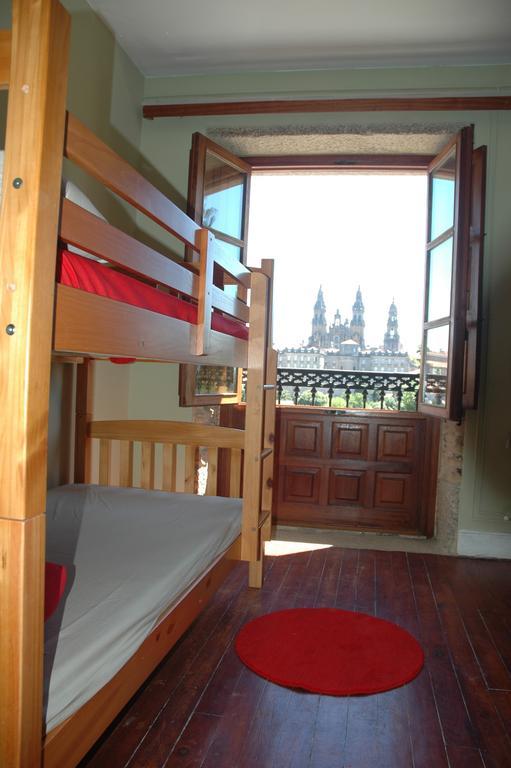 Albergue Roots & Boots Сантьяго-де-Компостела Екстер'єр фото